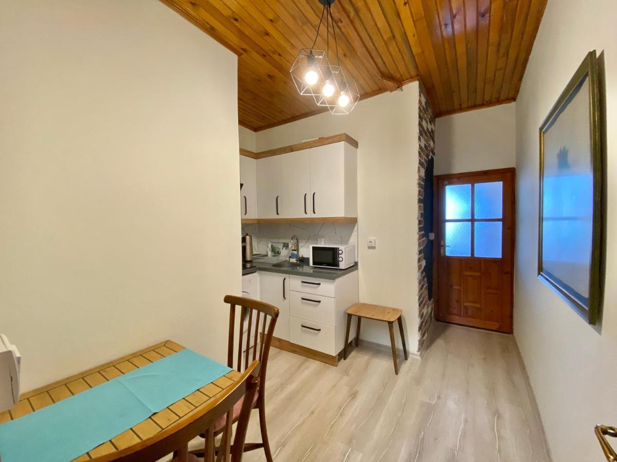 Old Town Famous Aparts Apartament Antalya