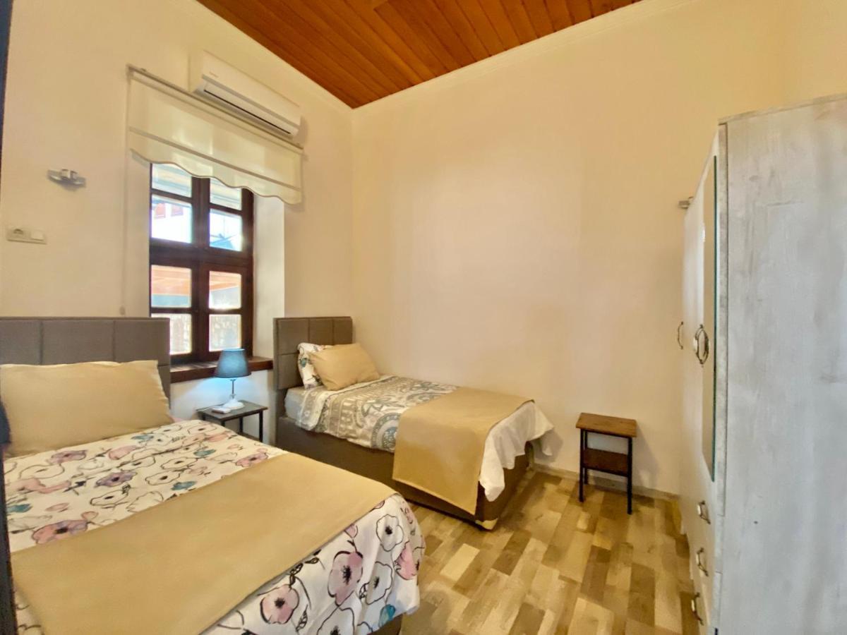 Old Town Famous Aparts Appartement Antalya